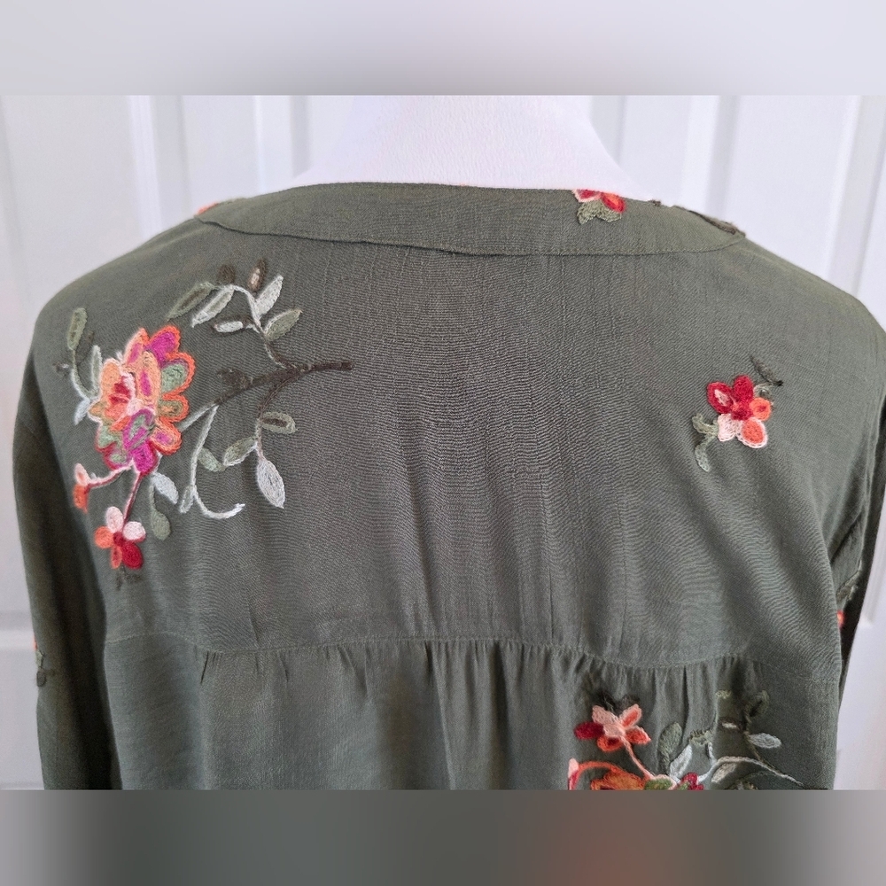 Fig & Flower Embroidered Tunic Top Boho Floral Long Sleeve Blouse- New SZ 1X - Picture 8 of 11